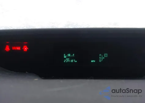 2005 Toyota Prius z USA, uszkodzony, nr VIN JTDKB20U553004875